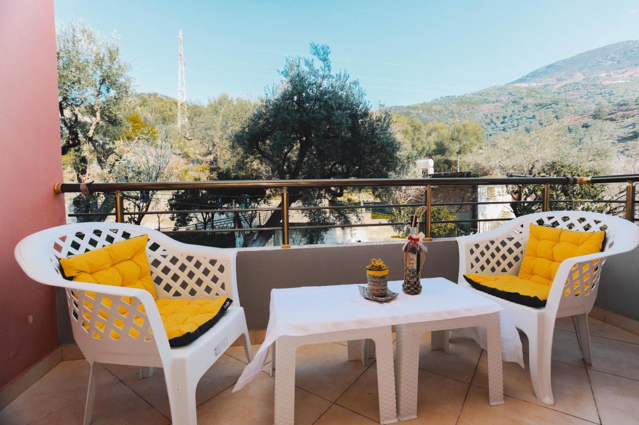 Vlorë Large Apartment Near The Seaside Boulevard Lungomare מראה חיצוני תמונה